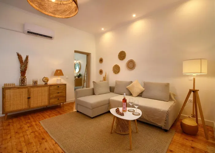 La Maisonette House In The Heart Of Liapades Close To Rovinia Beach & Paleokastritsa