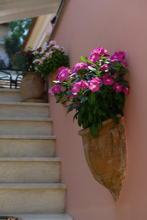 La Maisonette: Heart Of With Access *