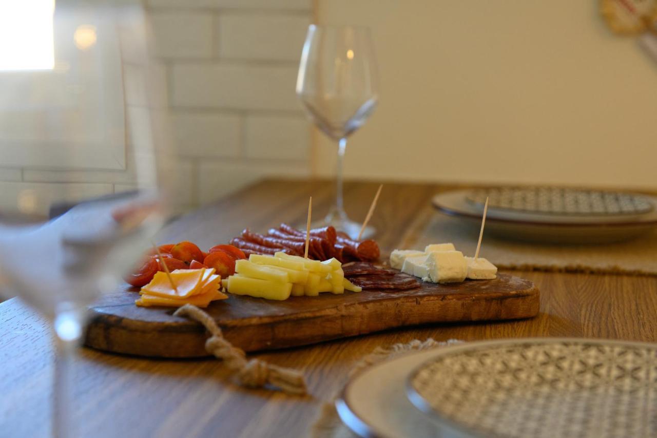 La Maisonette: Heart Of With Access